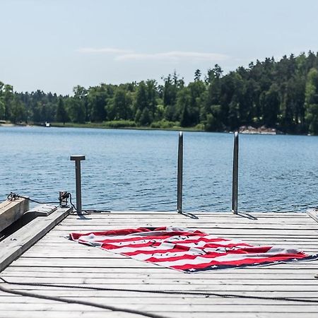 Sjoestuga Myttinge Värmdö Exteriér fotografie