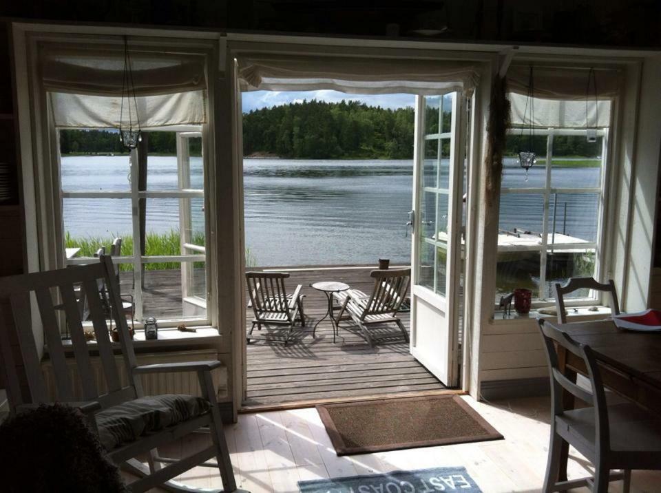 Sjoestuga Myttinge Värmdö Exteriér fotografie